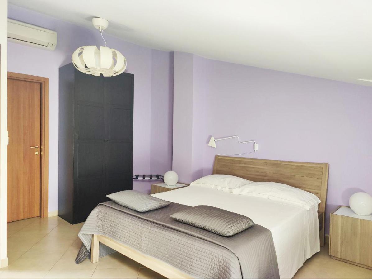 La Scivola Rooms Ачи Кастело Екстериор снимка
