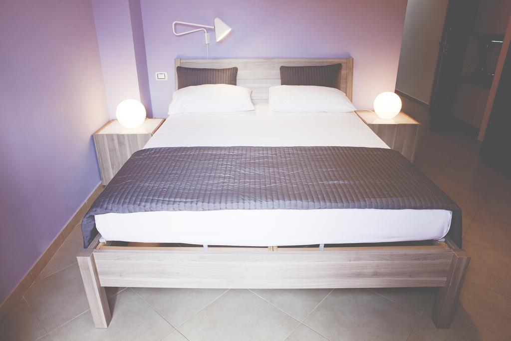La Scivola Rooms Ачи Кастело Екстериор снимка